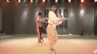 Handling——hello dance teacher Meisi is super handsome Naruto Jade Bird