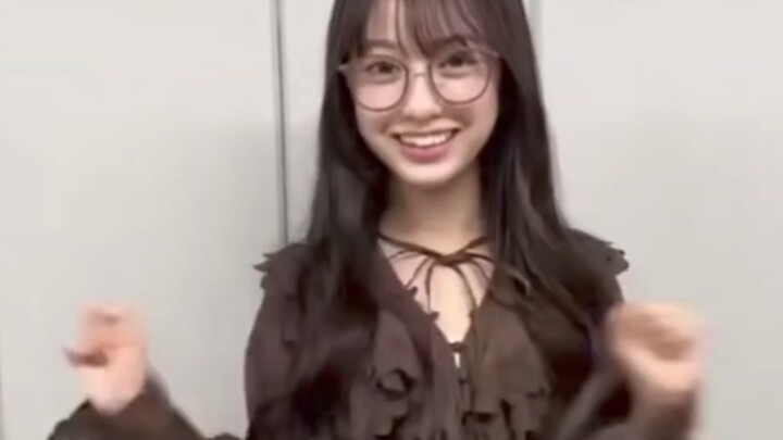 镰田 英怜奈加布OP舞，大家还认得出丽泽尔吗