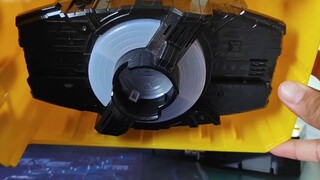 Kamen Rider Eclipse berkompetisi! ! ! & Kotak Penyimpanan Tanda Tanya 01 "Bermain dengan Model Space