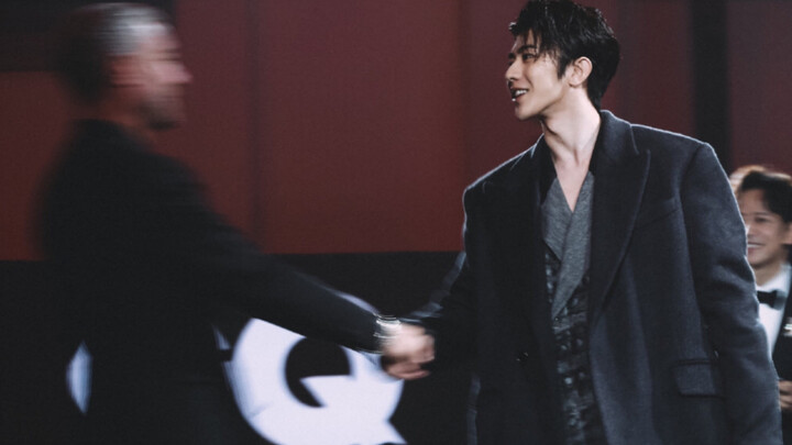 جِّد هذا المظهر... هل هو بطل الرواية في قلبك؟ «تساي شوكون»