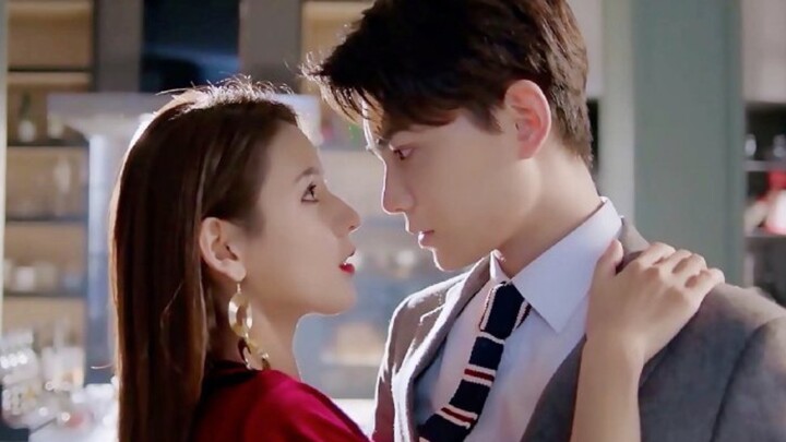 Laporan! Kepalaku hilang, manisnya!