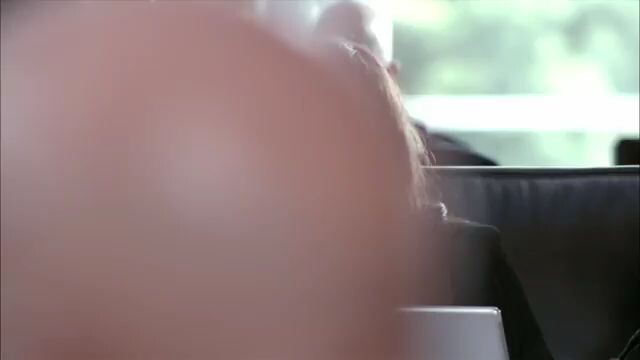 Ice - Yung tinatry mong ipaliwanag sa kanila kung anong nangyayari sa mundo ta's ayaw nila makinig.