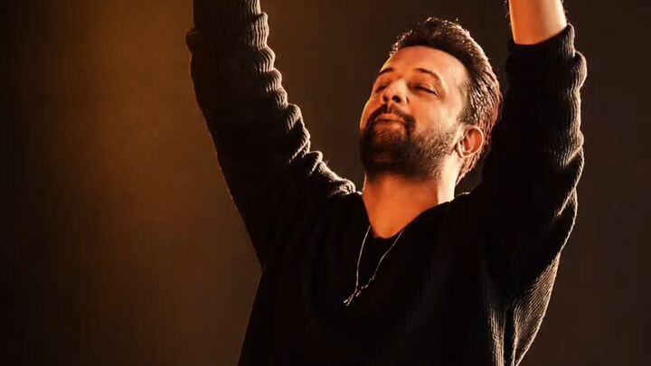 Vule na Mujhse battei teri.....Atif Aslam