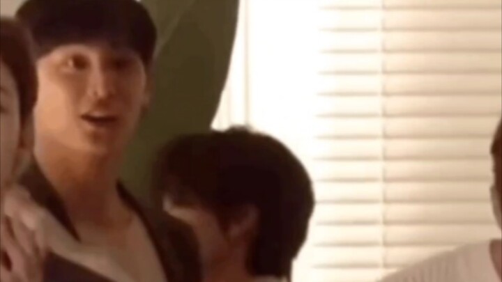 【Kui Ba】Nyaris Ketahuan