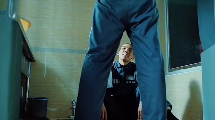 Anak orang kaya masuk penjara, lihat bagaimana dia menguasai wilayahnya!