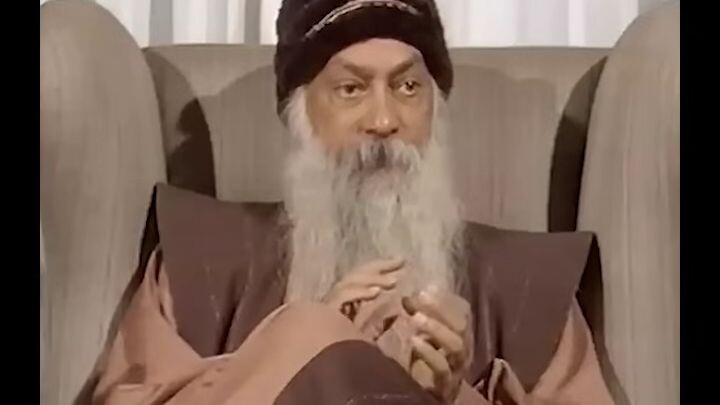 OSHO： The Greatest Courage Is Being Capable of Change [HY9aw5cQRDQ]