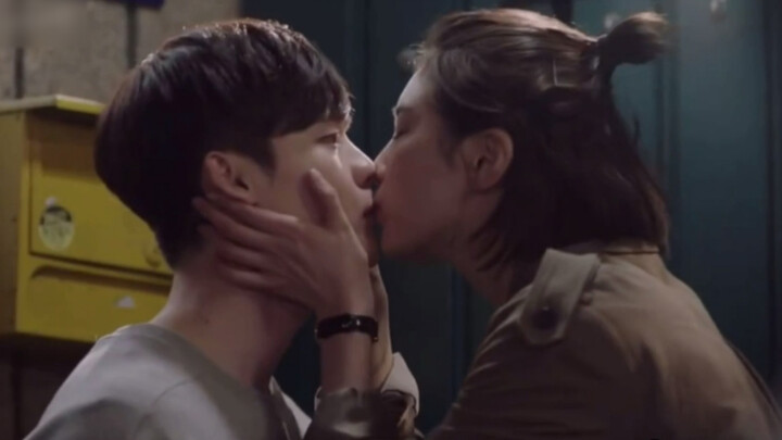 [Cắt đoạn phim] Những cặp đôi trai tài gái sắc trong phim Hàn