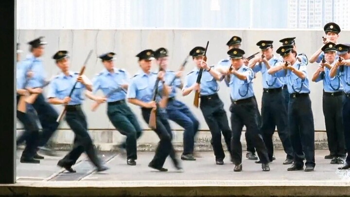 “Young master, your dad sent us to rescue you.”