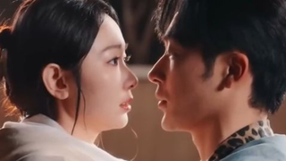 Dia Bilang Cuma Pria Biasa, Tapi Kok Semua Panggil 'Young Master'
