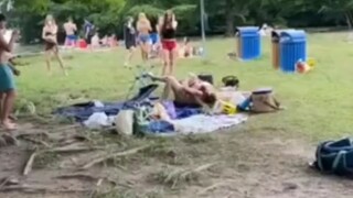 การแข่งขันมวยปล้ำชายหาดหญิง