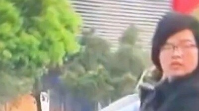 ลักพาตัวเด็กบนท้องถนนและทดสอบผู้คนที่เดินผ่านไปมา