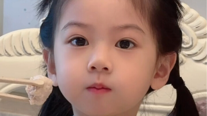 When I was making meatball soup for Qinyi… I felt like she was about to throw up any second now.