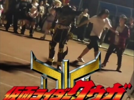 تصوير الأخ الأكبر من فترة هيسي الذي تقاعد وذهب لرقص ساحة الرقص "جزيرة الكنز الجديدة"...