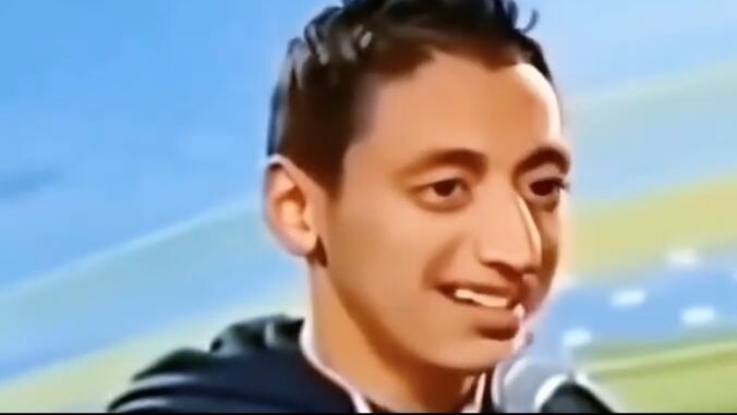 Có thể kiếp trước anh ta là người đến từ Yili.