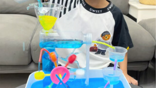 家里这种塑料瓶千万别扔，给孩子做个小水车