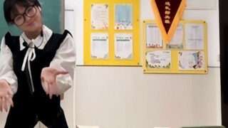 Setelah pertemuan orang tua dan guru, guru kelas pasca-00-an benar-benar...