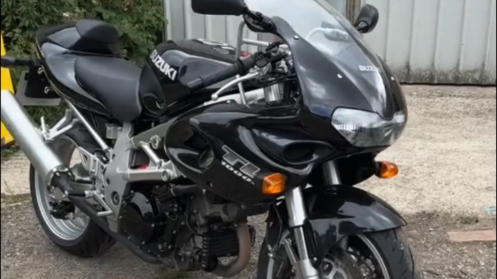 سوزوكي لديها أيضا هذه الدراجة النارية!؟