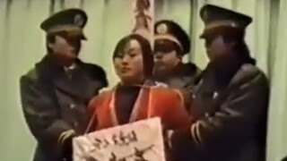 Video nyata seorang terpidana mati wanita yang dieksekusi pada tahun 1990, tampak meremehkan kamera