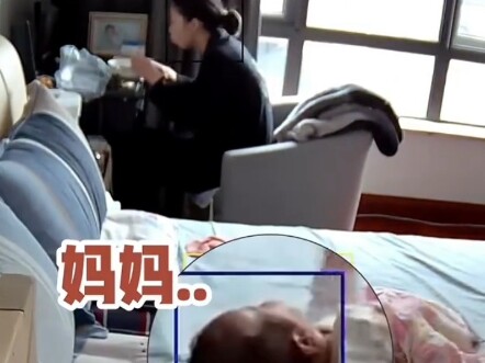 Bayi berusia dua bulan ternyata sampai ngiler dan mulai ngoceh!