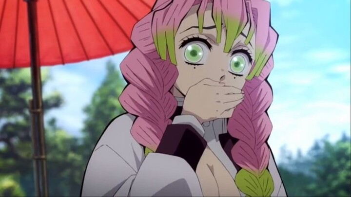 bajunya mitsuri kok kebuka gitu sih😳👀