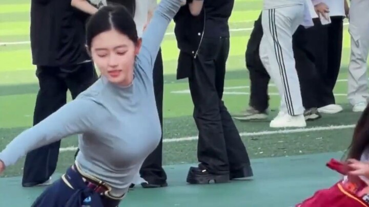 Bouncing and jumping looks so cute