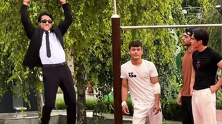 扮猪吃老虎这一块/.