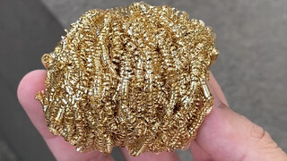 谁家好人用金子刷碗啊
