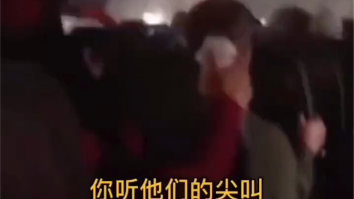 What’s it like flying with a Russian airline? Hahaha, the “fighting nation” is just too awesome—haha