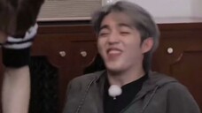 I declare this the funniest going! There are so many laughs in the last ten minutes #seventeen #徐明浩