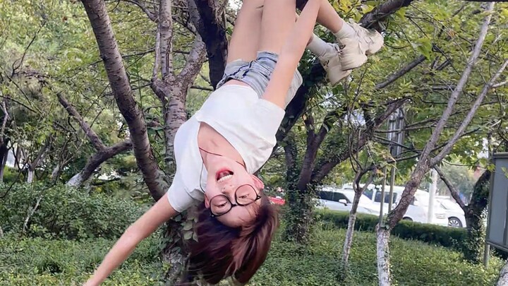 They say autumn’s the perfect season for missing someone—but it’s even better when it’s the season t