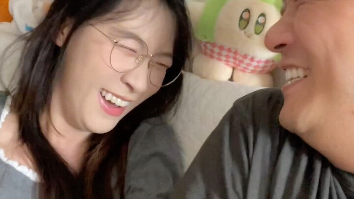 Dia malah nanya sama aku, apakah aku bisa menahannya?