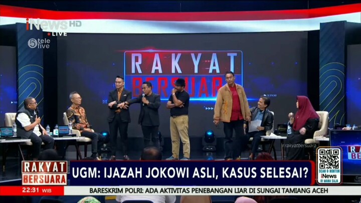 Momen Detik-detik Kericuhan Roy Suryo DKK saat Closing Rakyat Bersuara iNews (09/12/2025)