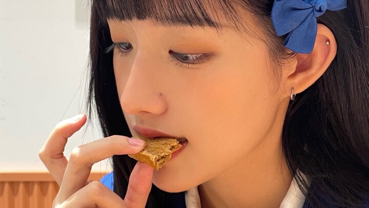 ว่ากันว่าพอเพิ่มบีจีเอ็มสดใสเข้าไป ก็จะกลายเป็นคนอารมณ์ดีได้! (*´꒳`*)