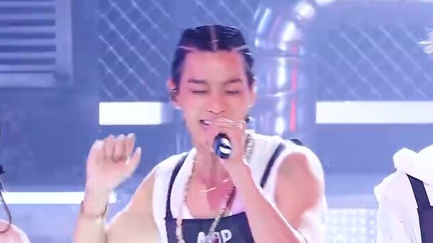 【字幕】مشروع ALLDAY｜هناك فرد من الفرقة يقدم قائمة إفطار بينما يتحقق من الحمام 😳 فيديو خلف الكواليس تم ت