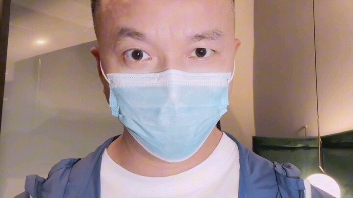 Ye Mouzhi, the former president of Jianqiao Hospital in Xiangyang, has been sentenced to life impris