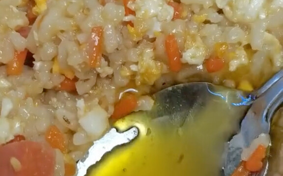 Ghen tị chưa? Do bạn gái làm đó!