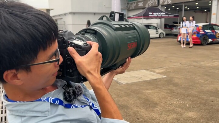 Apakah perlu menggunakan lensa sebesar itu untuk mengambil foto?