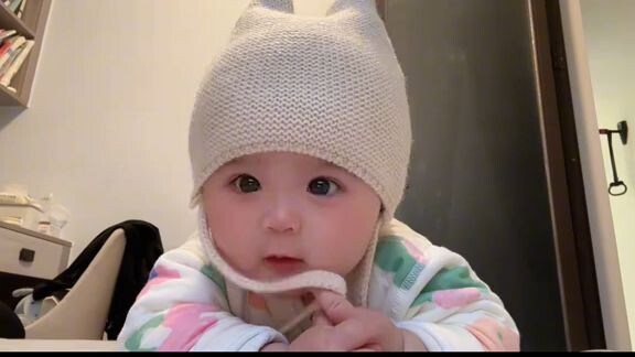 bayi imut