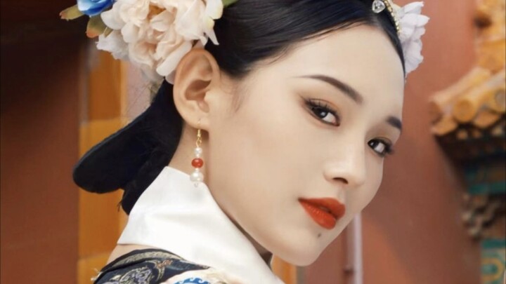 Tây Phi hồi cung! Đến Bắc Kinh du lịch, không làm cách cách mà làm Trình Hoan