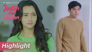 Highlight EP13 Jonah cemburu karena Desta nyamperin Natalie? | WeTV Original Jodoh atau Bukan