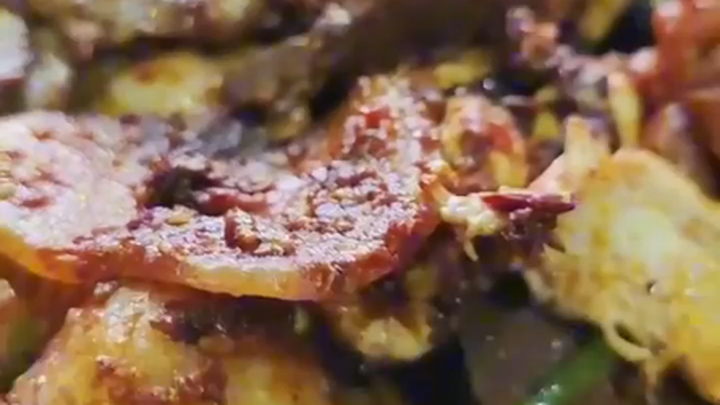 The security guards at Red Star Building will never let you down.