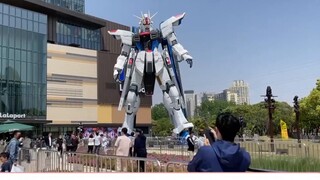 [Lem Sejarah] Sayap langit jatuh dari langit! (dicoret) Ini sebenarnya aku, Jin Eun-da!