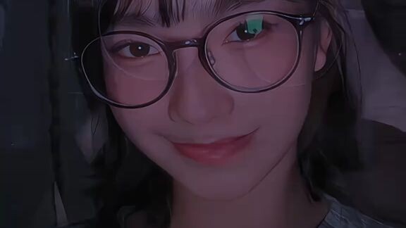 freya era kacamata