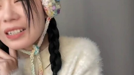 Apa rasanya punya adik yang kayak cowok gaul sejati? 2