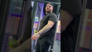 This guy was arguing with him in the gym! | Reaction World Shorts
