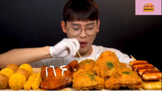 Mukbang gà chiên và tokboki xiên que #anngon