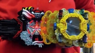 การทดลองสายพานไฮบริดเริ่มต้นขึ้น! Kamen Rider Build Time และ Space Evolution Drive