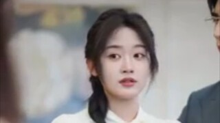 ซีอีโอพาหญิงสาวกลับบ้าน แล้วจู่ๆ เขาก็ตกหลุมรักเธอเข้าอย่างจัง