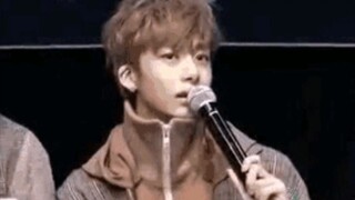 你可能不认识他，但肯定见过他那个经典拿放的表情包！！！【MONSTA X】【蔡亨源】