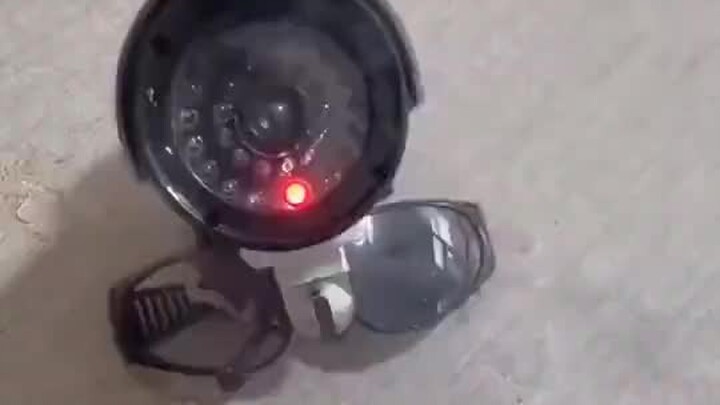 Khá ổn, chỉ là hơi hại mắt